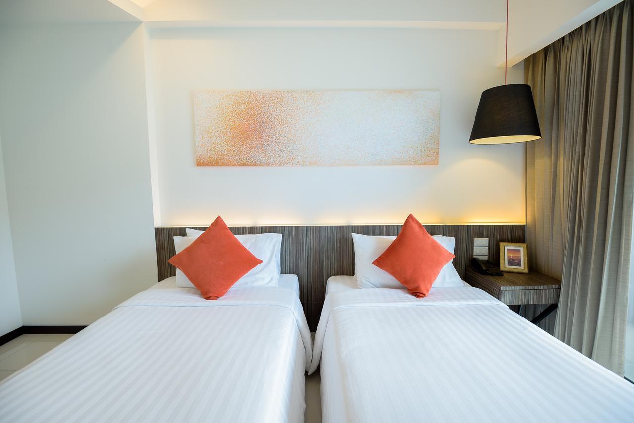 Hotel J Residence Pattaya Esterno foto